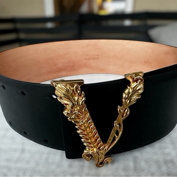 BNWT Versace Virtus Wide High Waisted Leather Belt! - Picture 2 of 5